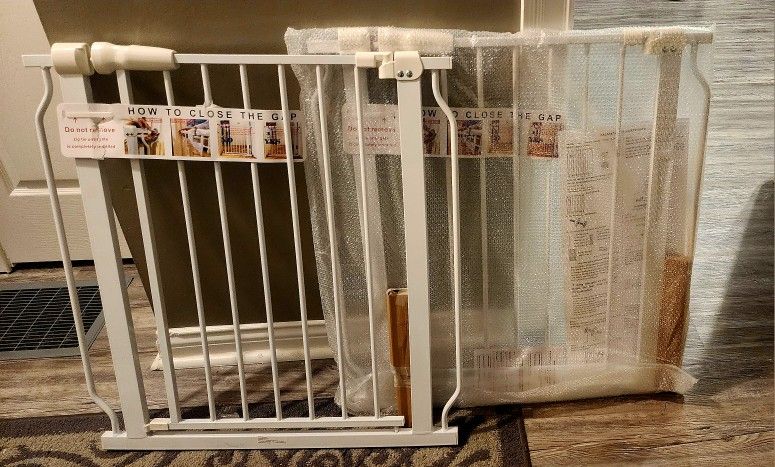2 BalanceFrom Baby / Pet Saftey Gates Auto Close For Doorways Or Stairway Brand New In Box