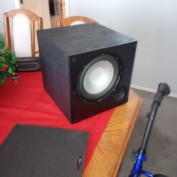 Polk Audio Amplified Subwoofer