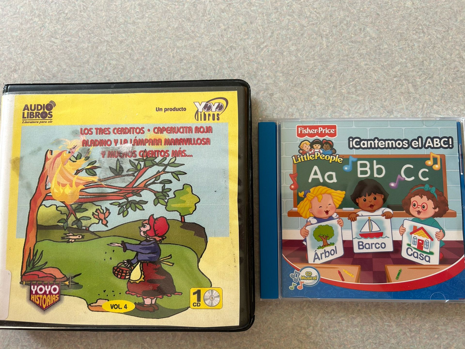 2 CDs In Spanish For Children