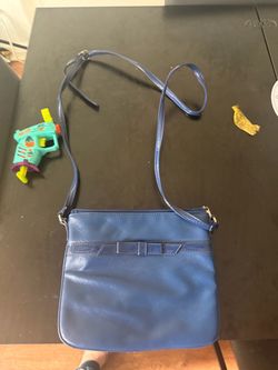 Blue purse small