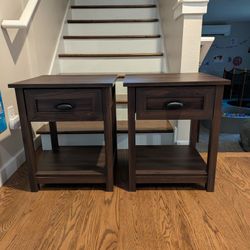 2 Nightstands Dark Wood