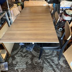 Dinning Table and 4 Chairs
