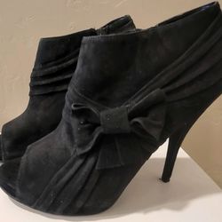 Black Suede Aldo Bootie 4"Heels Sz 38(7.5/8) $25