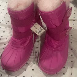 Circo Girls Snow shoes size 5 pink  style Nina
