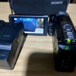 Sony Handycam HDR-CX160 High Definition Camcorder with charger.  Works Great