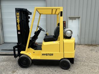 Forklift 