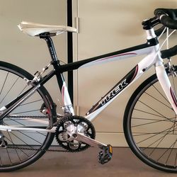 Trek 43cm WSD Road Bike - X Small Ultralight Frame - "Like New" Condition
