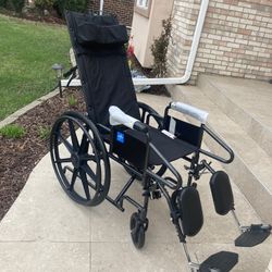 Medline Reclining Wheelchair (retails $299)-18”