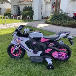 Paw patrol Power Wheels Motorcycle