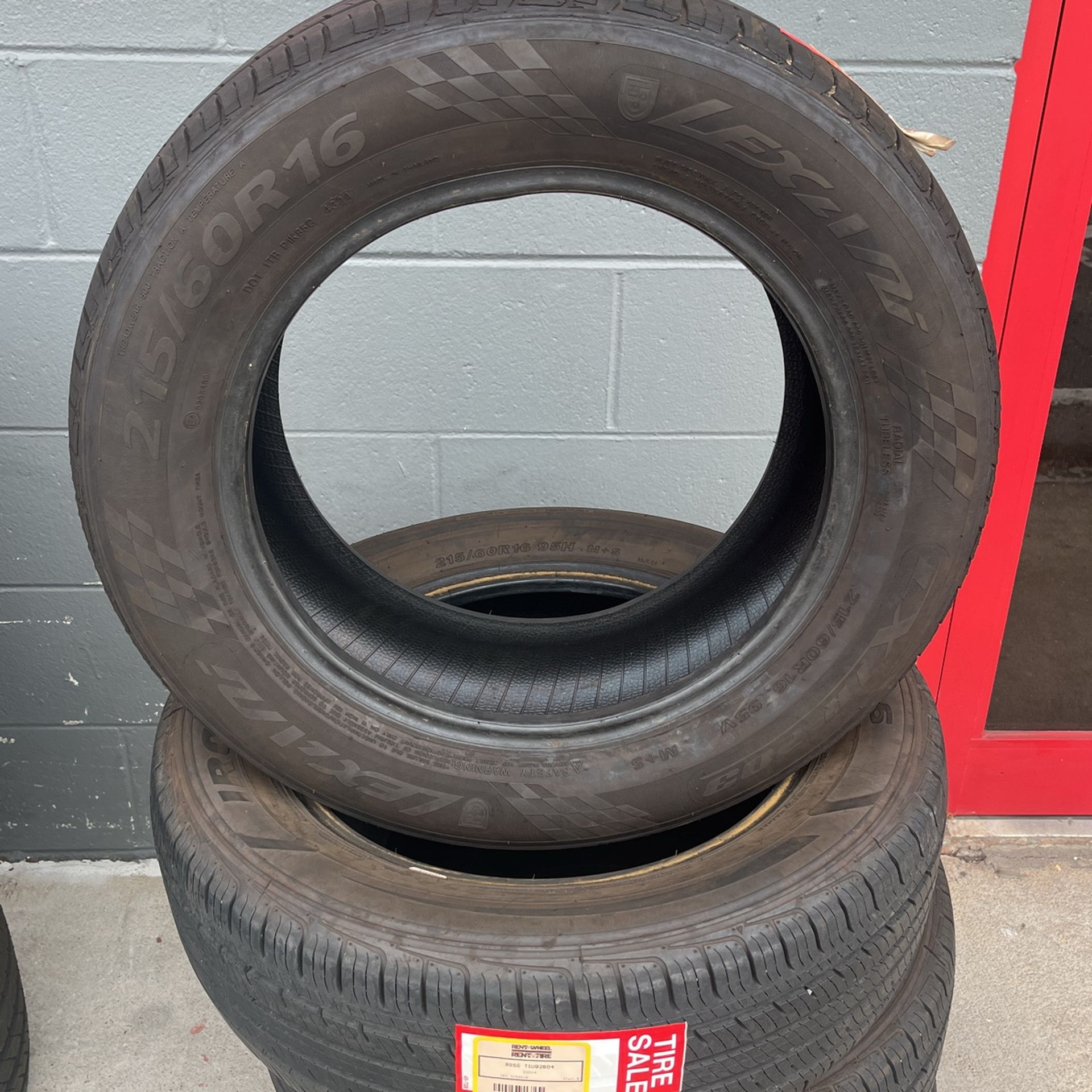 215/60/16 Lexani Tires