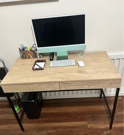 Apple Desktop & Office Desk