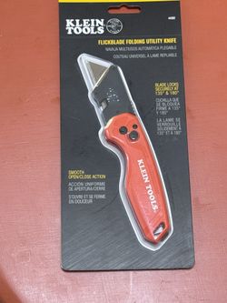 Klein Tools 44303 Folding Utility Knife With Blade Storage