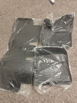 Tesla Model 3 floor mats 2025.