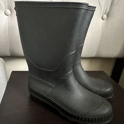 Boys Size 3 Black Rain Boots By Max And jake