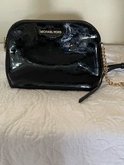 Black Michael Kors crossbody bag