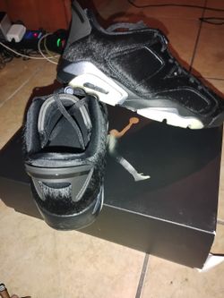 Jordans Size 6 1/2 In Woman's