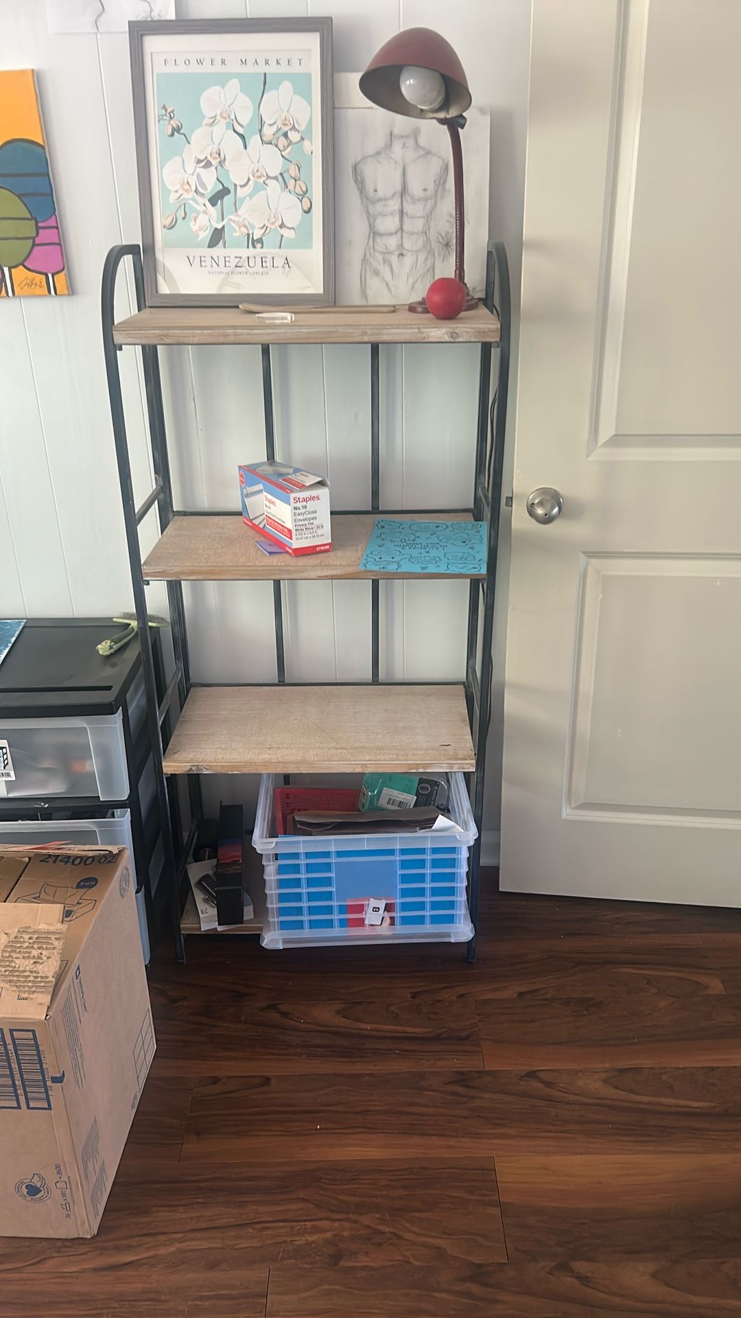 Selling Bookshelf 
