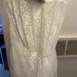 Never Worn Wedding Dress