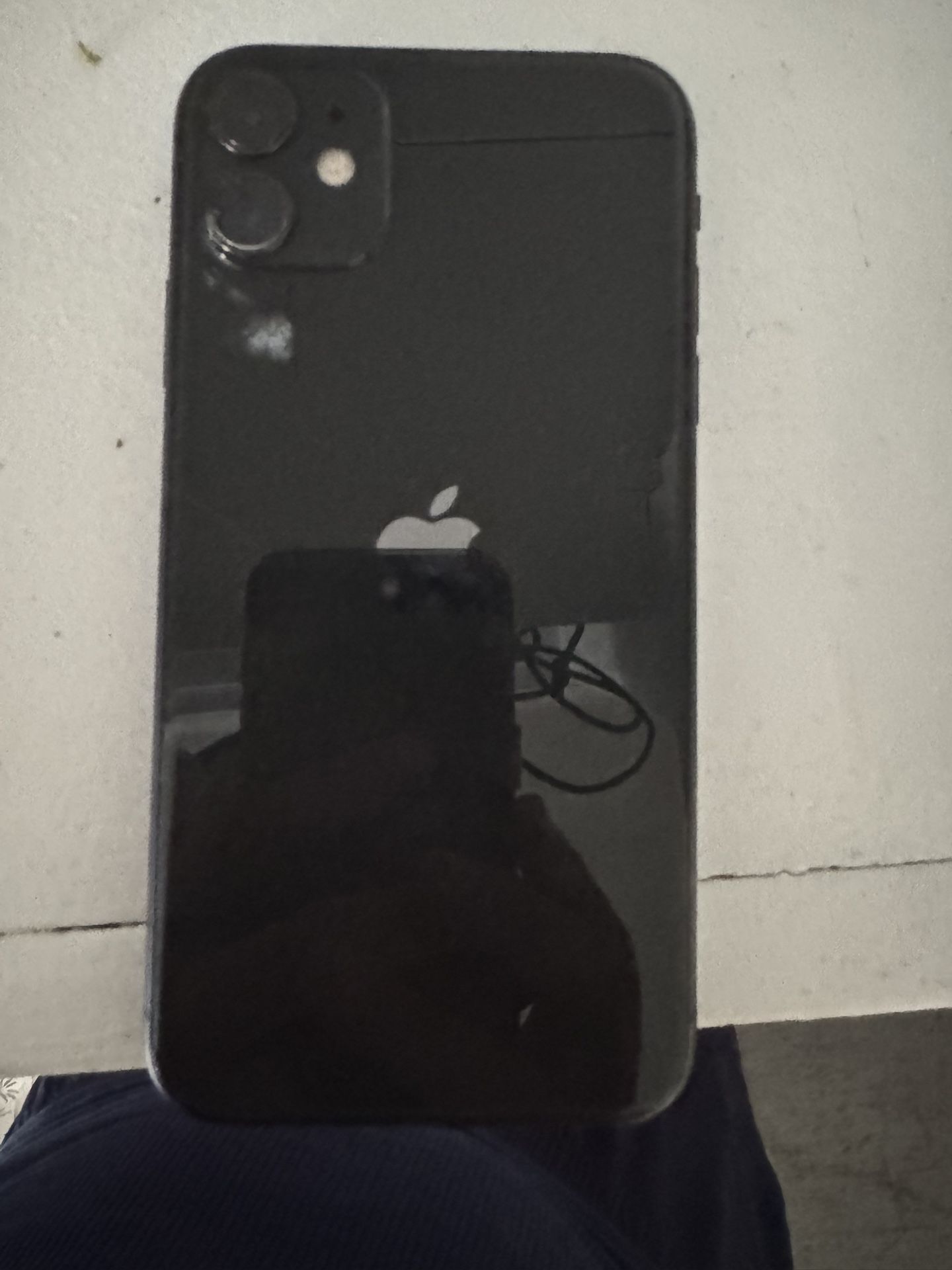 iPhone 11 (for Parts)