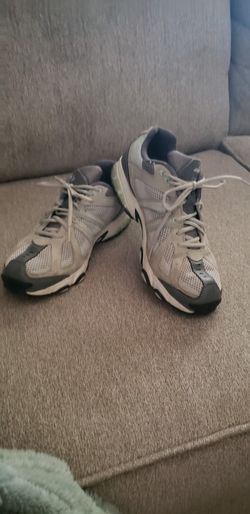 Ladies Avia Sneakers