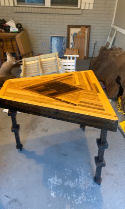 Custom table