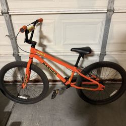 Se Bike Basher 24”