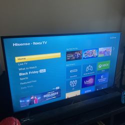 Hisense Roku TV 40 Inch W/ Remote