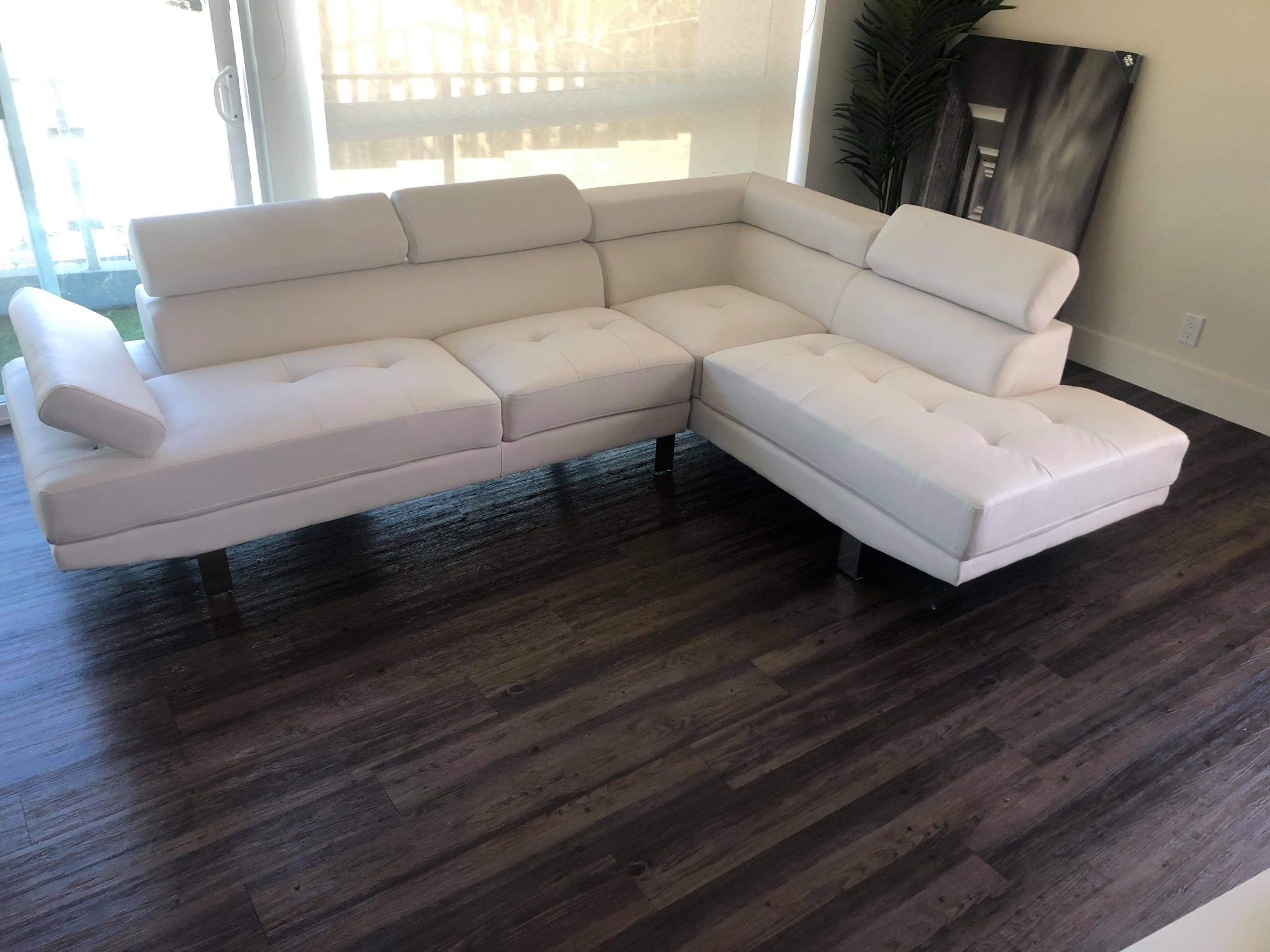 New Sectional Couch! Free Delivery 🚚! Financing Available!
