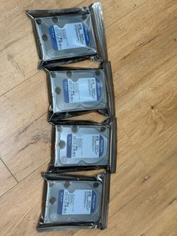 4x 4TB Western Digital Blue HDD