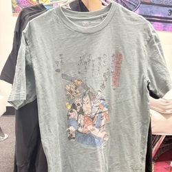 UNIQLO Japanese Print T-shirt