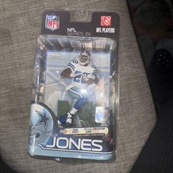  McFarlane Toys NFL Series 24 – Felix Jones (Dallas Cowboys) Collector Level: GOLD (Third Jersey Variant)