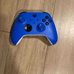 Xbox Controller Series S/X batteries included