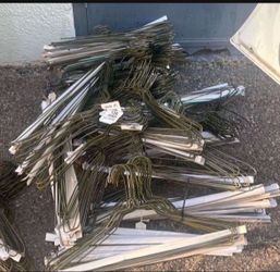 Metal Clothing Hangers 