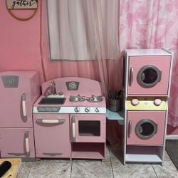Play Kitchen