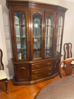 Thomasville dining room set