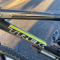 Men’s TREK Mountain Bike 