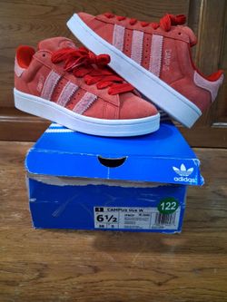 Adidas Campus size 6.5Women
