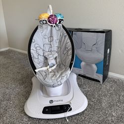 4moms mamaRoo Multi-Motion Baby Swing