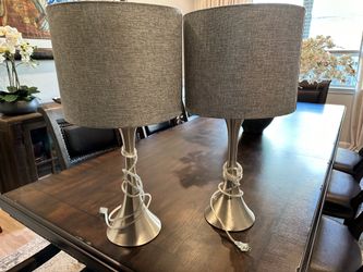 Set of 2 Modern Table Lamps. 24"