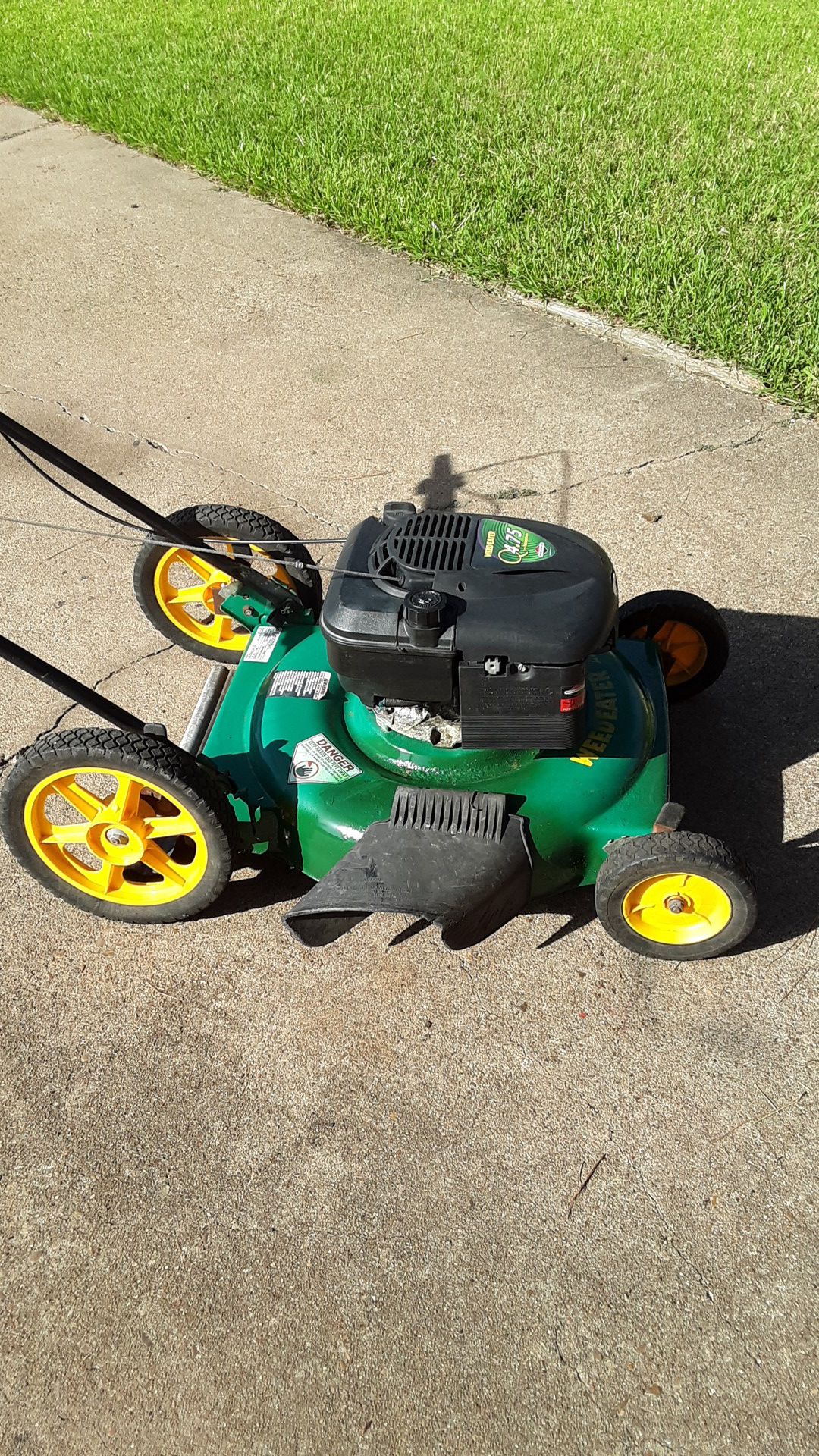 Weed Eater 4.75 hp push Lawn Mower