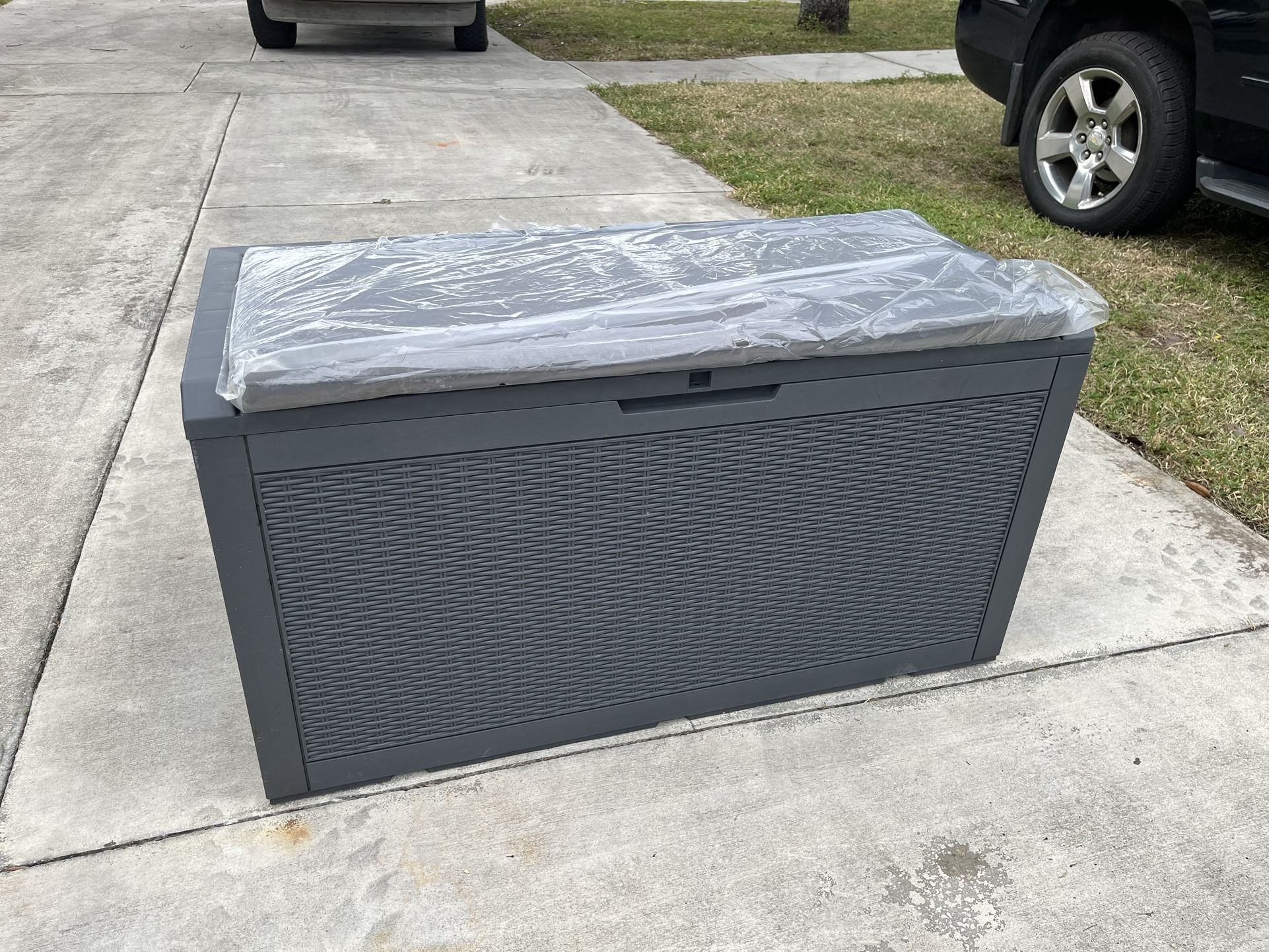 Outdoor Storage Box/ Bench With Cushion