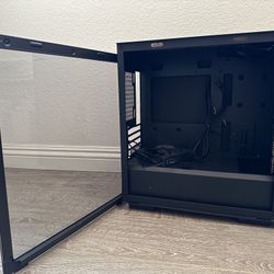 DeepCool Mid-Tower PC Case