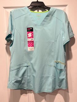 ScrubStar Top with Pockets size M and L