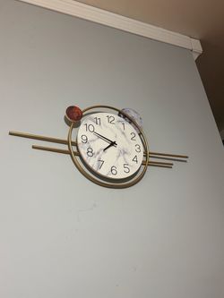Wall watch