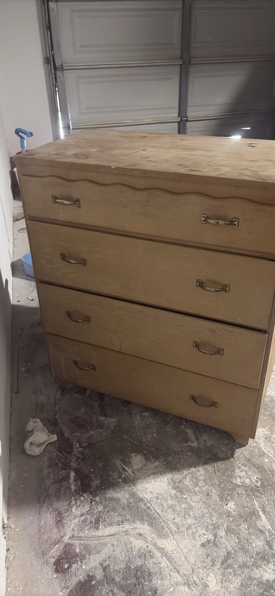 4 drawers Cabinet