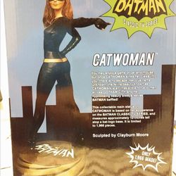 🦇🐈 VERY RARE Batman 1966 Catwoman Classic Statue 🦇🐈