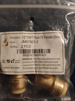Sharkbite pex-B 90° right angle connector adapter