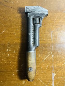 Deering Type. Adjustable Wrench/Spanner Vintage 9" Wooden Handled  Cleaned. 