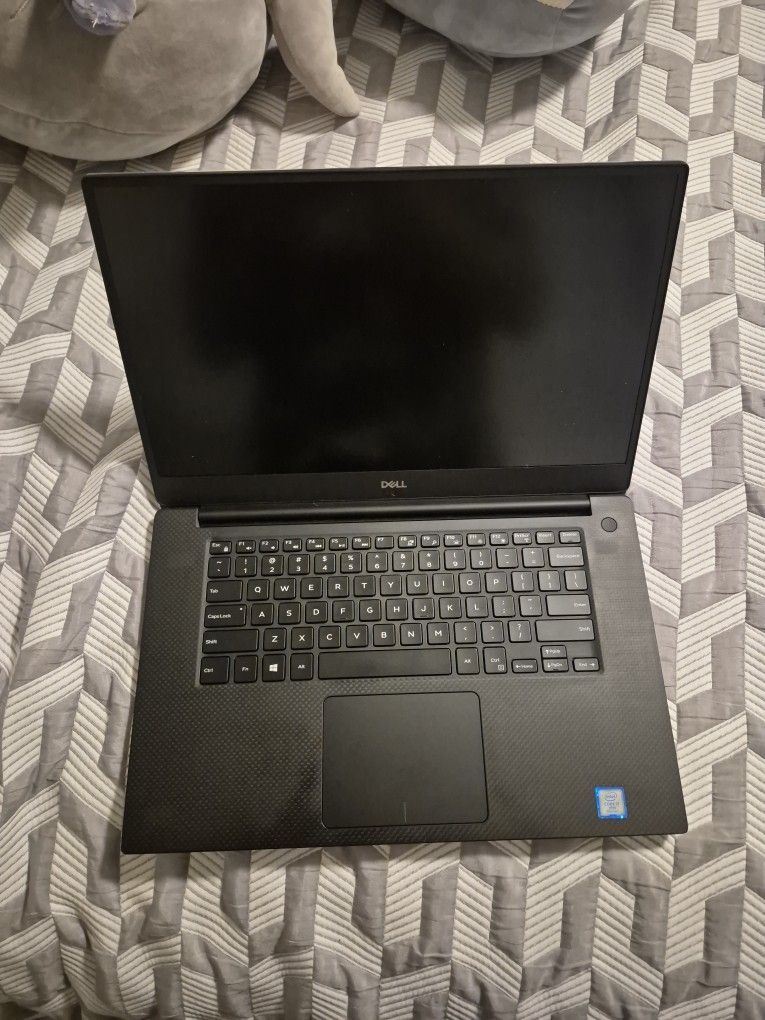 DELL PRECISION 5530 LAPTOP