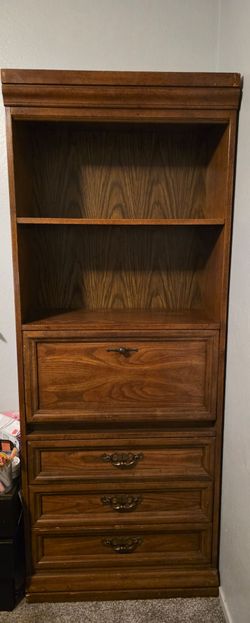 Mueble de madera